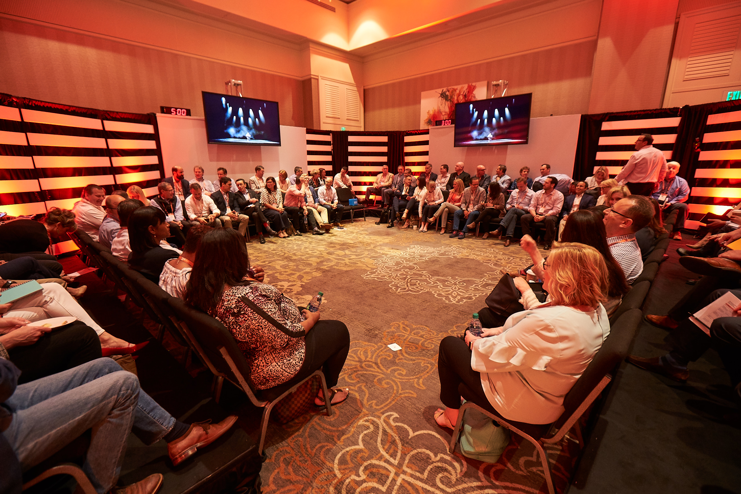 The Executive Summit Playbook: Designing Investor Days and Leadership Meetings That Earn Attention 1 J1212216 quickproof